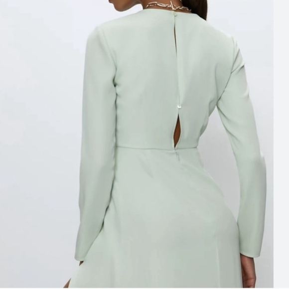 Babaton Light Green Long Sleeve Dress - Picture 2 of 8